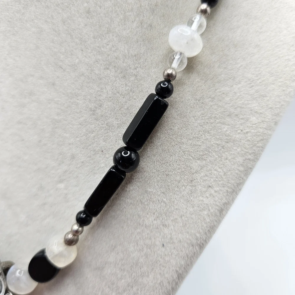 Viking Norse Lion Pendant Glass Black and White Necklace Sterling Silver Clasp - Picture 6 of 7